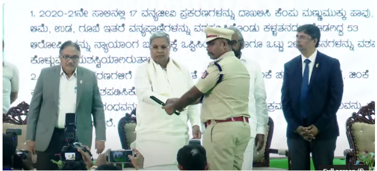 foralumni's tweet photo. Kudos to our Alumni Mr. Vivek S (RFO) working in Karnataka Forest Department for bagging  Chief Ministers' Medal (Bravery and Audacity in protecting the wildlife). https://t.co/PJGGipOgkP