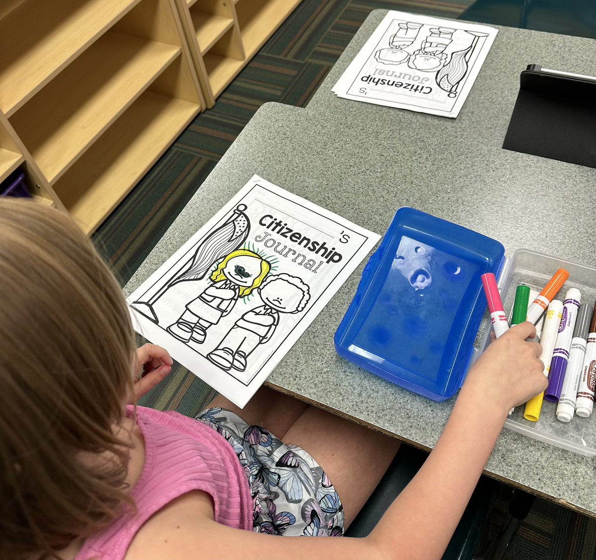 MicheleShipper's tweet photo. We are wrapping up our September Unique unit by making a Citizenship journal. All month, we have been talking about rules at school, rules at home, laws in the community, and being a good citizen. #ULS #SpecialEducation #socialstudies @WSESWildcats @KellerSped #K07 https://t.co/TyAdgWGW6N