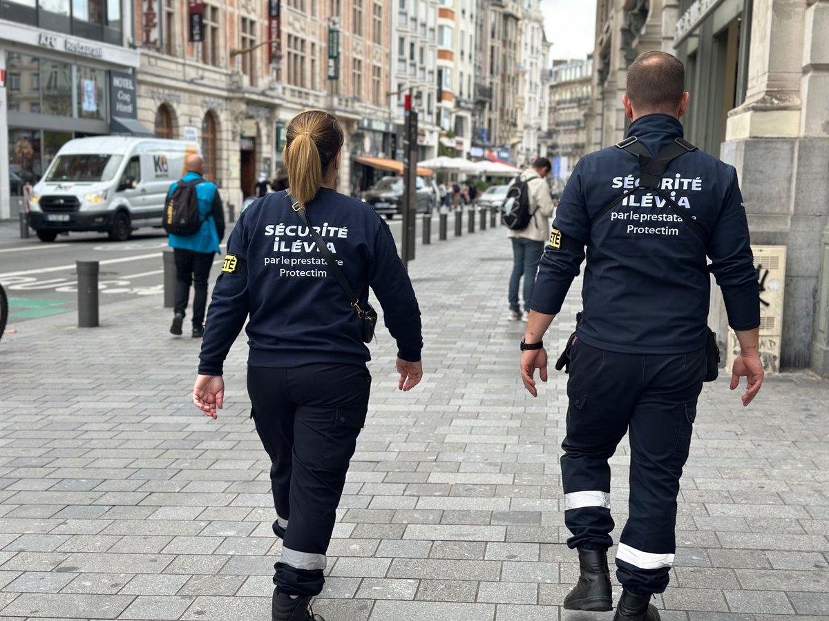 Sarah Walker tweet media