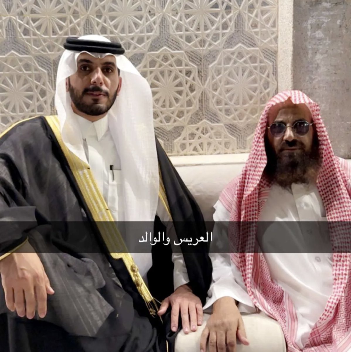 sk__special's tweet photo. تهنئة |

احتفل مساء الأمس ابناء الشيخ / 
سالم بن فريح الهربيد - رحمه الله - 
بزواج أخيهم ( علي ) ،
اللهم بارك لهما وبارك عليهما
واجمع بينهما بخير . https://t.co/bQwGAaav4y