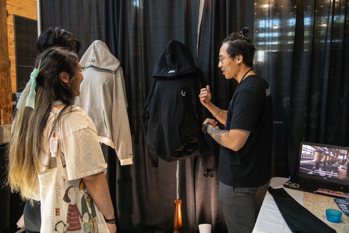 Invent Oregon (@inventoregon) on Twitter photo Discover the future of fashion in the 2023 Invent Oregon competition! <a href="/Portland_State/">Portland State University</a> uses kombucha scoby for sustainable textiles, <a href="/uoregon/">University of Oregon</a> supports endangered animals, and <a href="/SOUAshland/">Southern Oregon Univ</a> designs long-lasting skate shoes. Click to read more! ow.ly/QzhU50PNrls Discover the future of fashion in the 2023 Invent Oregon competition! <a href="/Portland_State/">Portland State University</a> uses kombucha scoby for sustainable textiles, <a href="/uoregon/">University of Oregon</a> supports endangered animals, and <a href="/SOUAshland/">Southern Oregon Univ</a> designs long-lasting skate shoes. Click to read more! ow.ly/QzhU50PNrls