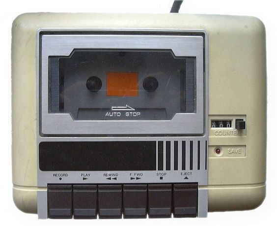 Ilovenostalgia's tweet image. Does anyone know what this specifically is?