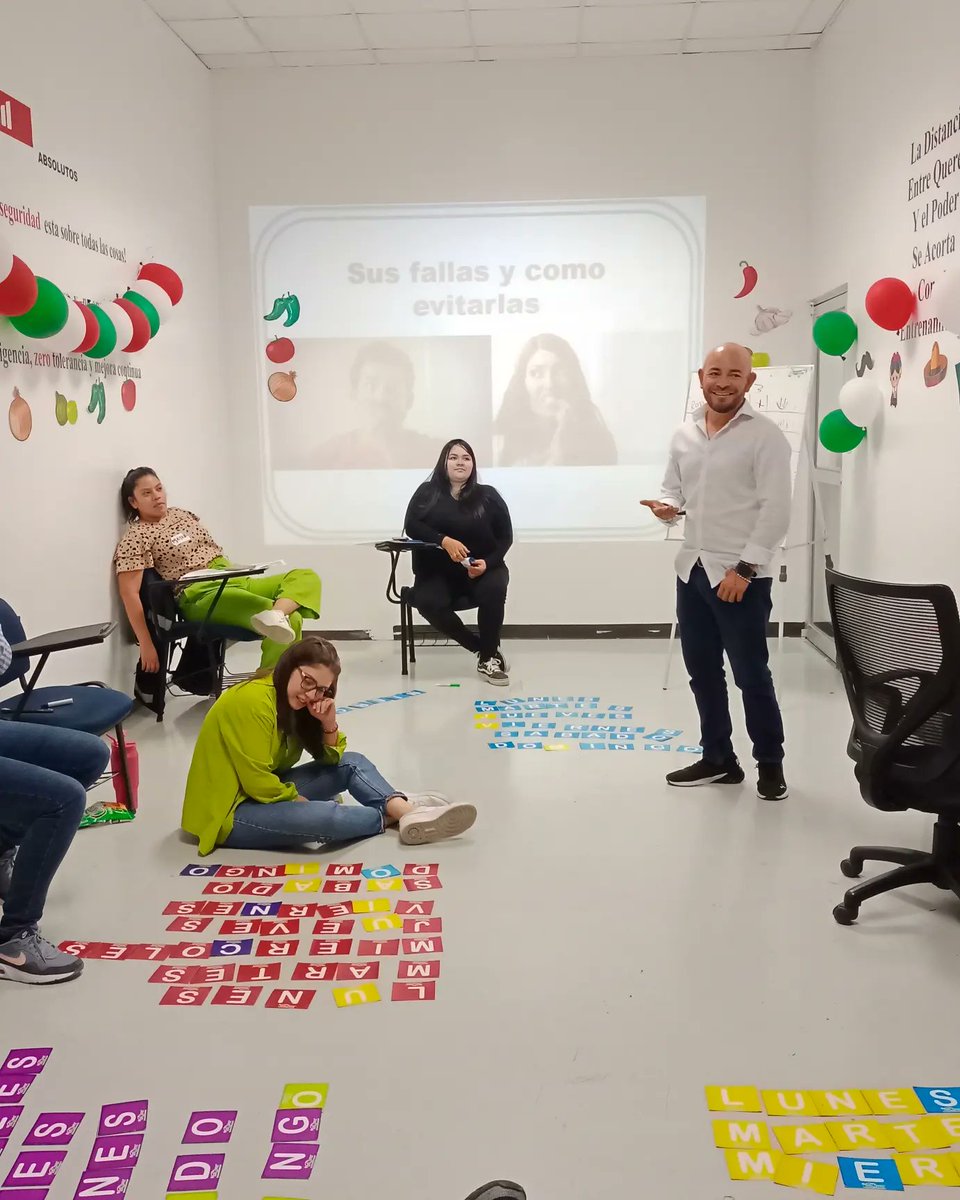 EulisesZamarron's tweet photo. El deseo por APRENDER 🧠♥️ es uno de los motores que mueve a cualquier sociedad. 
"La mente 🧠 es como un paracaidista: sólo funciona si se abre".
#sediferente #ezspeaker #viernes #educación #apredizaje https://t.co/CBc66JP86a