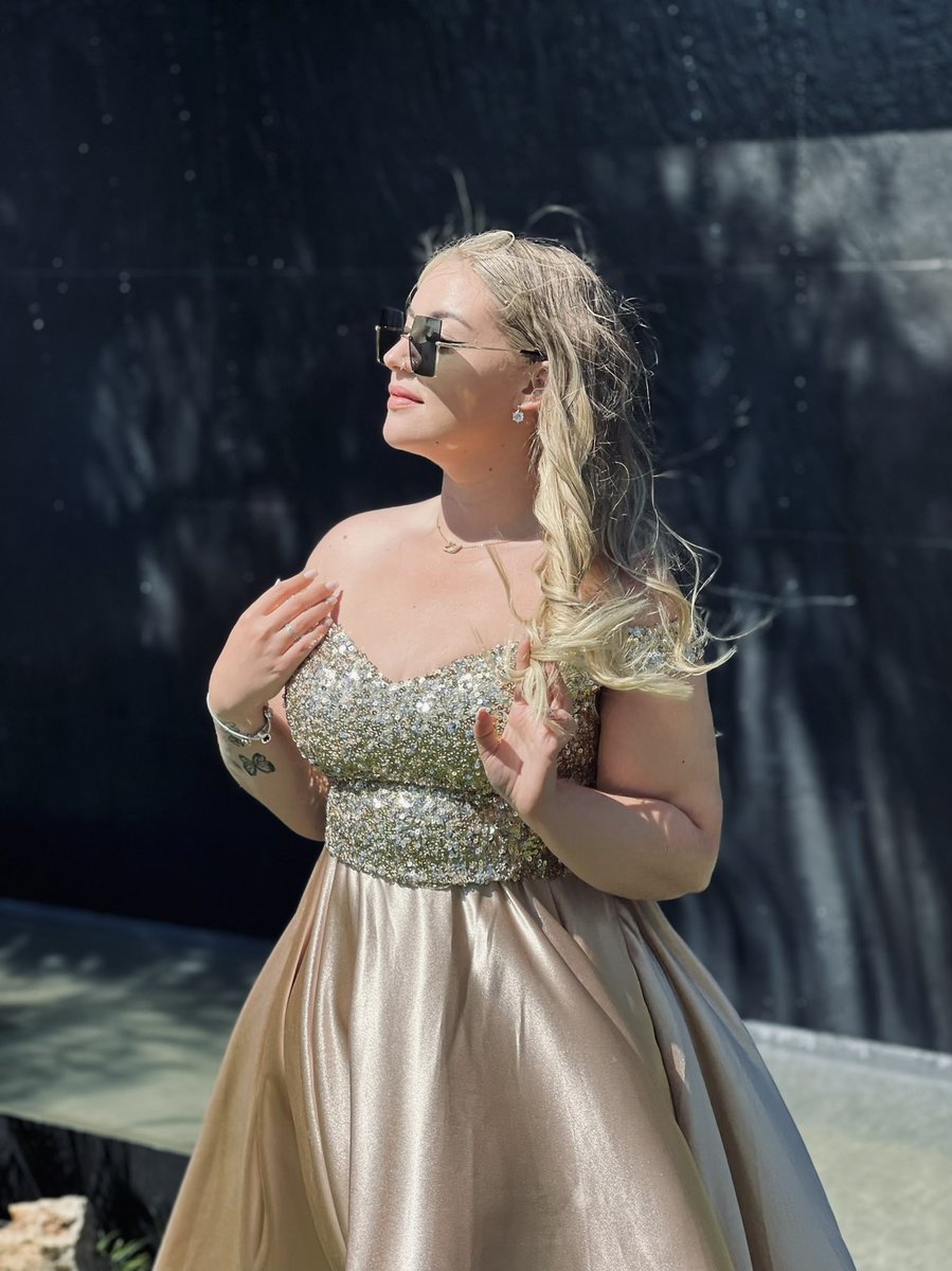 ✨