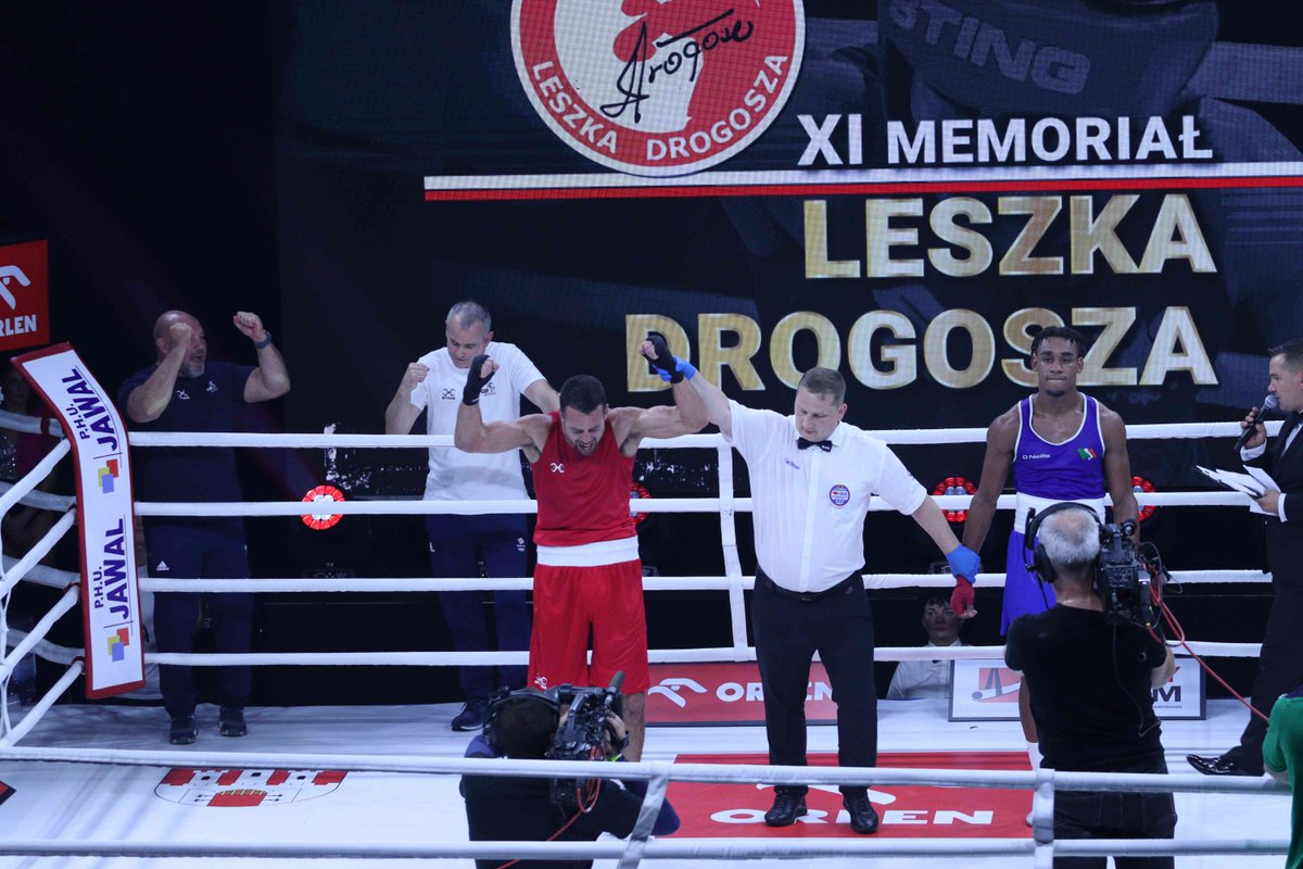 @GeorgeCrotty earned a gold medal representing Great Britain at the Leszek Boxing Tournament in Poland! 🥇

He put in an impressive display as he beat the reigning European champion, Gabriel Dossen of Ireland, via split decision in the final. 

Read more: ow.ly/tnlO50PR6Ce