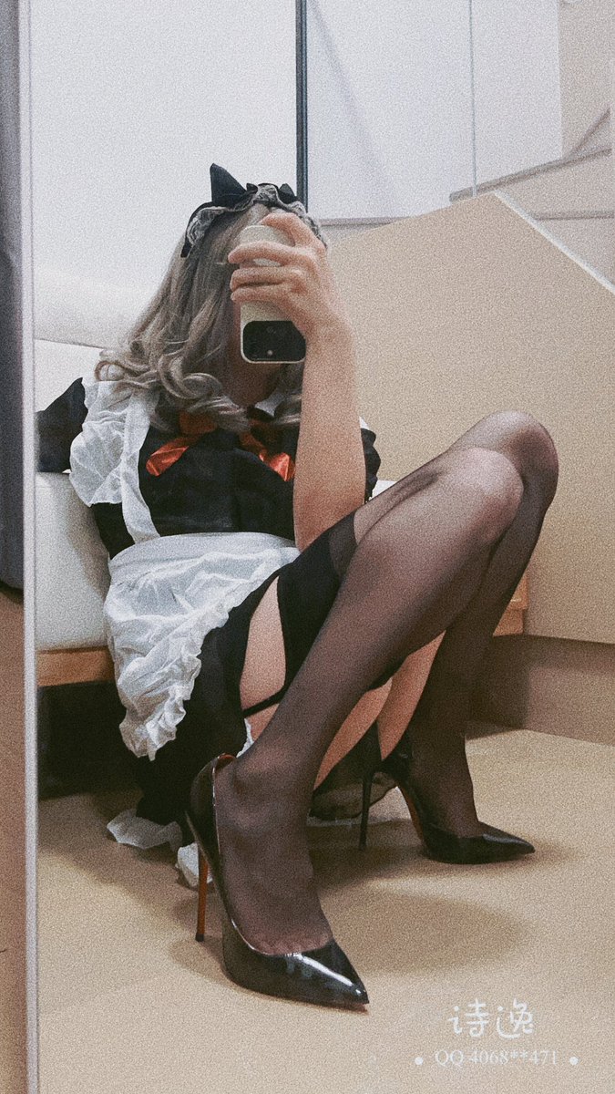 发一张？

#伪娘  #sissy #crossdresser #女装大佬 #女装子 #男の娘