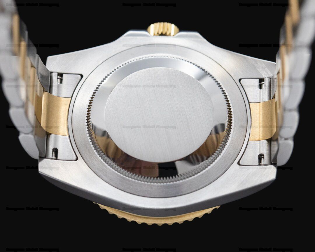 EuropeanWatchCo's tweet image. Rolex GMT Master II 116713LN SS / 18K Yellow Gold Black Dial. bit.ly/3PUwewW 

#Rolex  
#GMTMasterII                                                                                             
#Horology
#Rolex116713LN