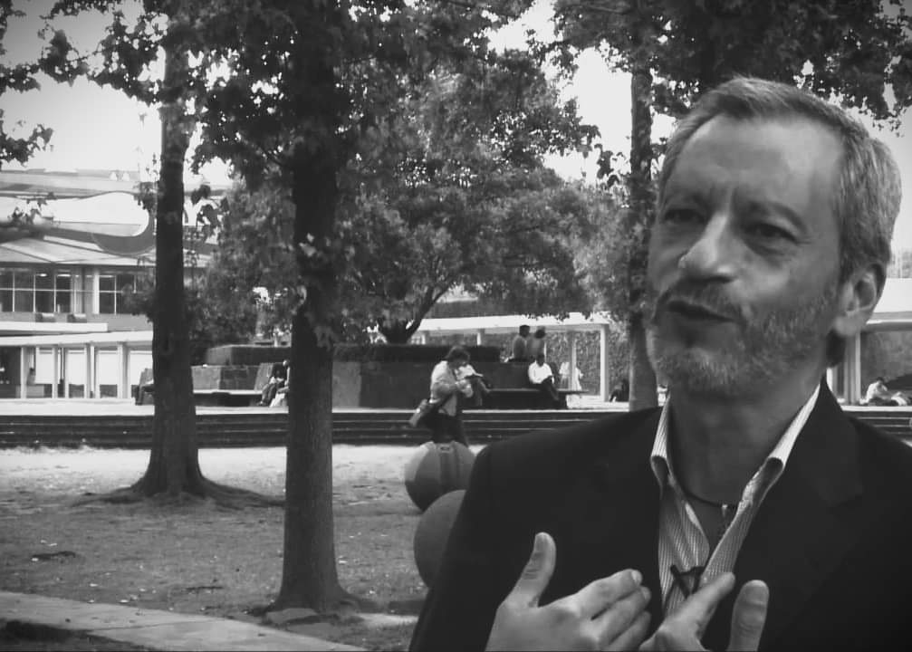 Javier Rico Moreno 
1958-2023
La Bola lamenta el fallecimiento del Dr. Javier Rico Moreno, acaecido esta mañana en el Hospital Universitario Careggi, Florencia. El Dr. Rico Moreno fue un destacado especialista en la historiografía de México y profesor (1/4)