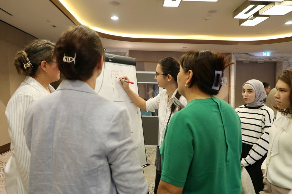 ✔️ Today we concluded our five-day workshop on Multidimensional Poverty Measurement with @ophi_oxford. 📈 The agenda covered two important areas: ✅data-driven policymaking ✅technical training on constructing & computing a national #MPI 🔗More: undp.org/uzbekistan/pre…