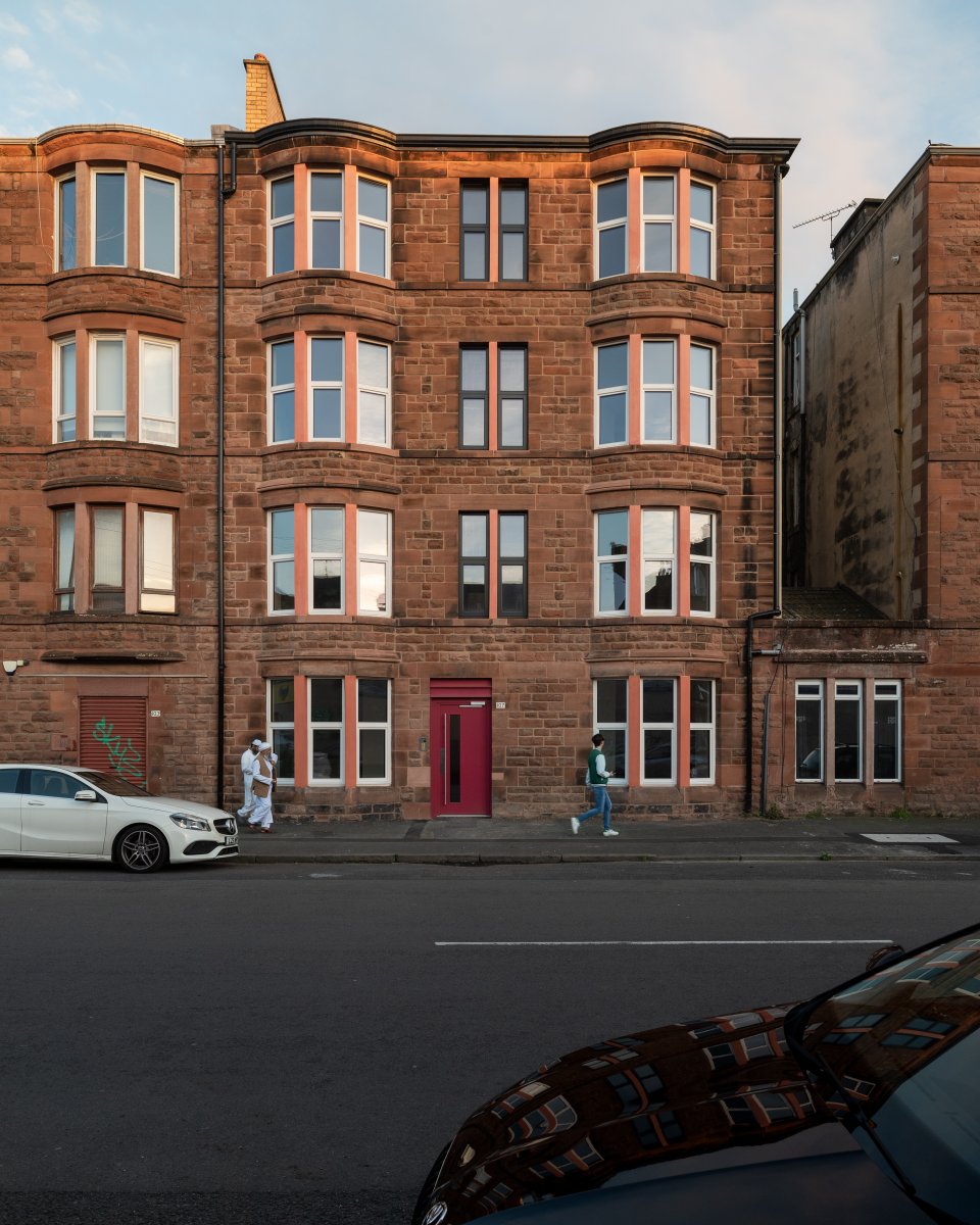 Congratulations to the Niddrie Road team on winning the Herald Property Green Housing Award commissioned by <a href="/Southside_HA/">Southside Housing Association</a>  and constructed by <a href="/CCG_Scotland/">CCG Scotland</a>  Team includes NBM, @DesignEngW  and <a href="/housingevidence/">CaCHE</a>.