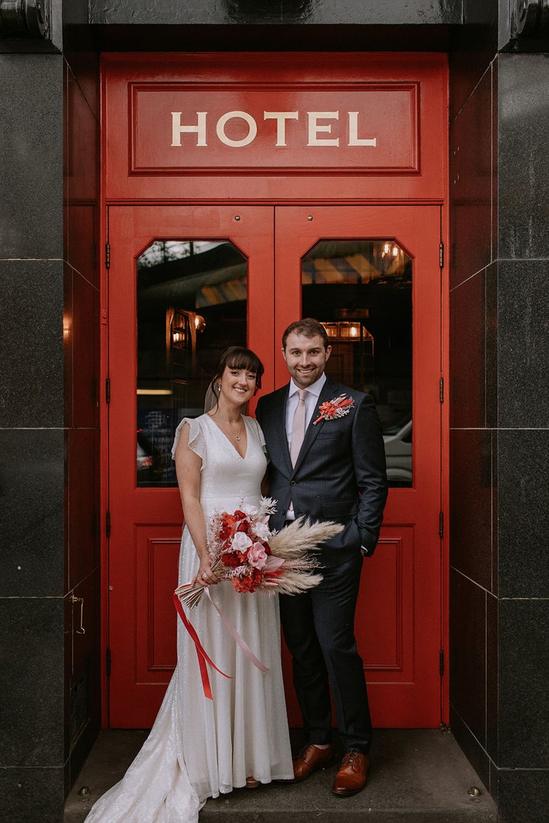 The Bedford London wedding with pink and red retro wedding decor 💖 ❤️ rockmywedding.co.uk/the-bedford-lo…
