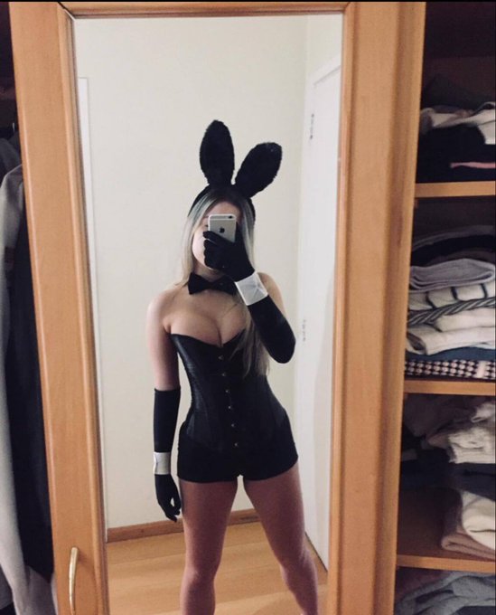 Wanna see my hot sister being treated like a real BITCH by her Boss? Its free 🔥  https://t.co/F9HZxMu5rO<a href="/tag/mvsales"class="tags"><span>#mvsales</span></a>