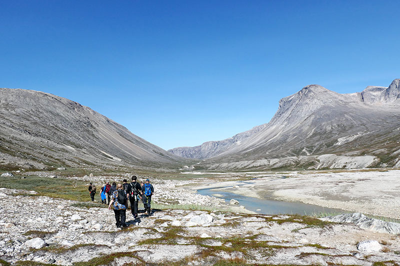 RoadUnraveled's tweet image. 2 NEW POSTS!

One Week in Greenland: Highlights from the World’s Largest Island
roadunraveled.com/blog/greenland…

Waves, Wonder, and the Art of the Expedition
roadunraveled.com/blog/waves-won…

#travel #whereiexplore @LindbladExp
