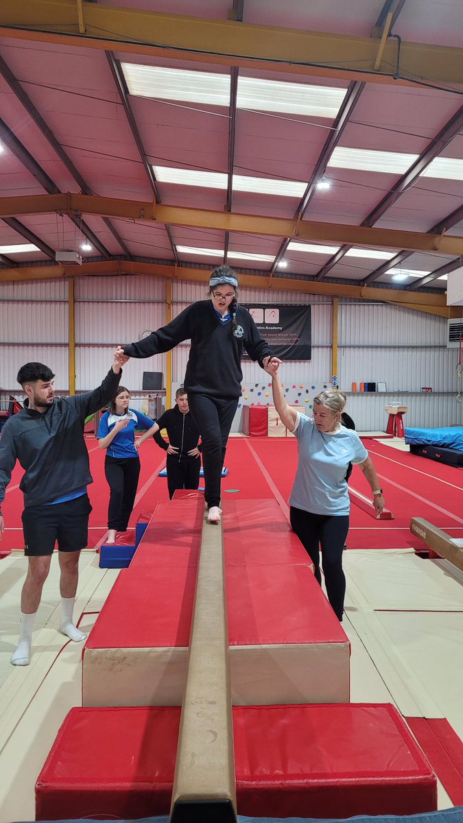 islwynsrb's tweet photo. Rhymni visited @VGAGymnastics again and explored more apparatus, also looking at how to hold balances with a partner. We found it very tiring… #healthybodyhealthymind #bodystrong https://t.co/OZCmuVFsTX