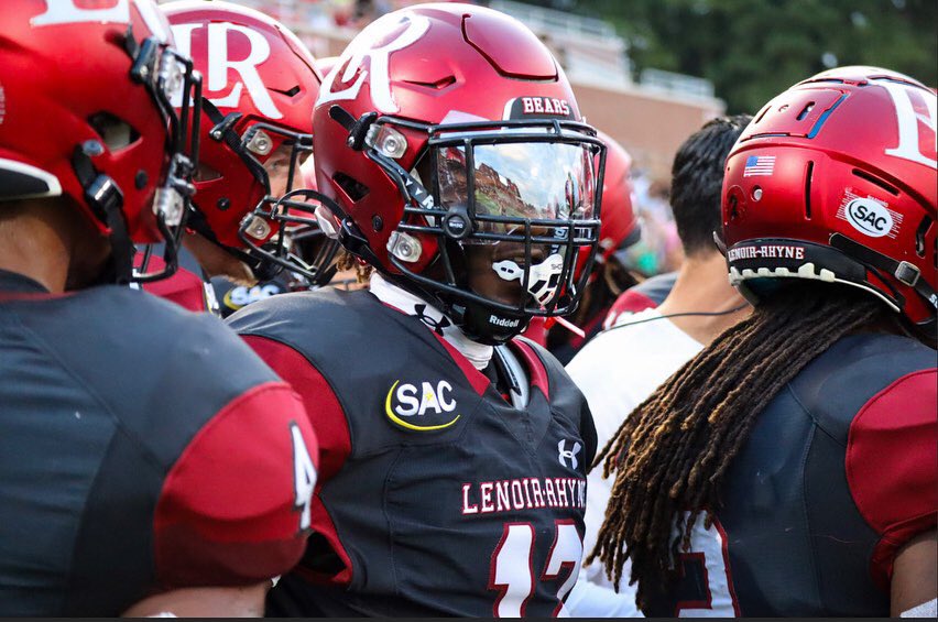 AGTG✝️
Extremely Blessed to say I have received an offer from Lenoir-Rhyne!