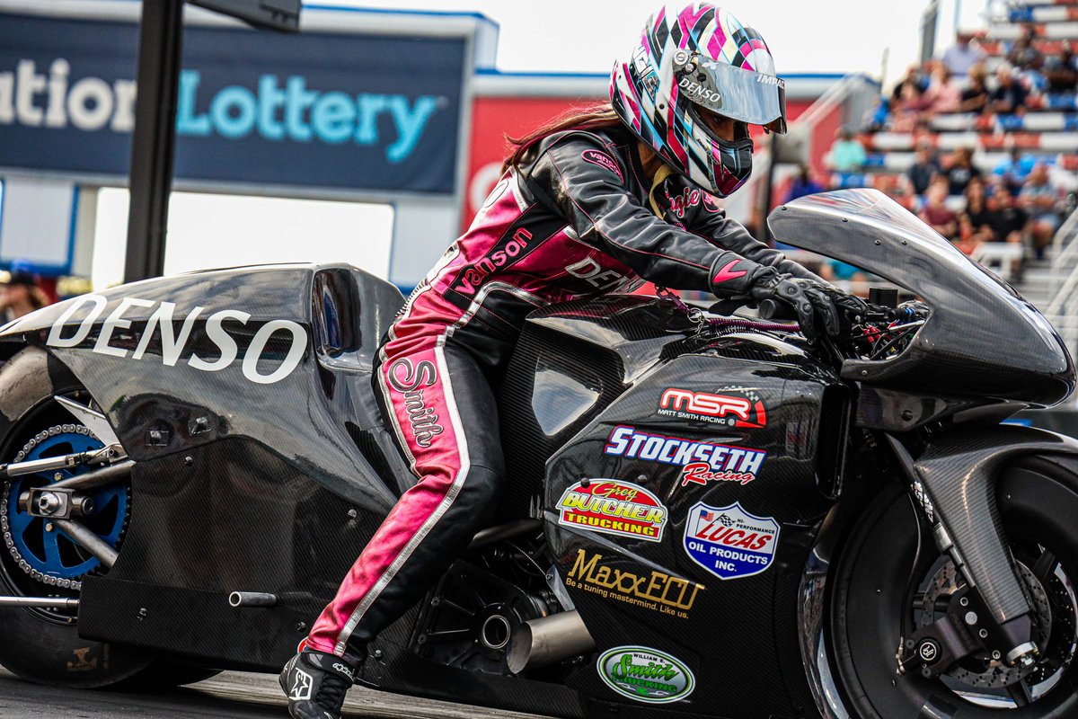 The carbon fiber @DENSOAutoParts #Buell and I will continue our bonding session this weekend at the #MidwestNats because we know how much potential this bike has! Qualifying starts tonight at 6:00 p.m. @WWTRaceway @NHRA