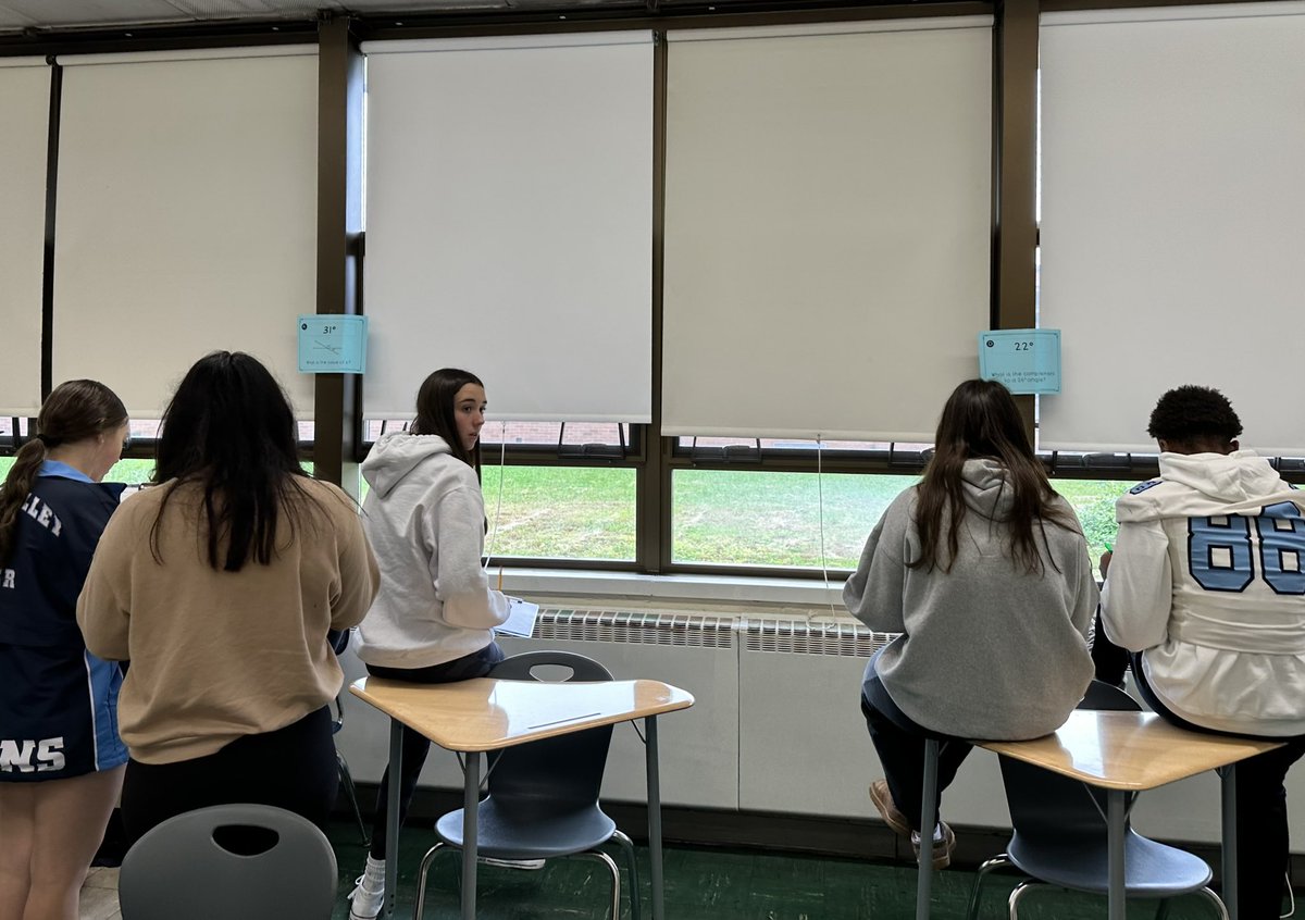 It’s a fun Friday in Geometry! Students worked on solving equations with angle pair relationships by completing a poster scavenger hunt activity✖️➗➕➖