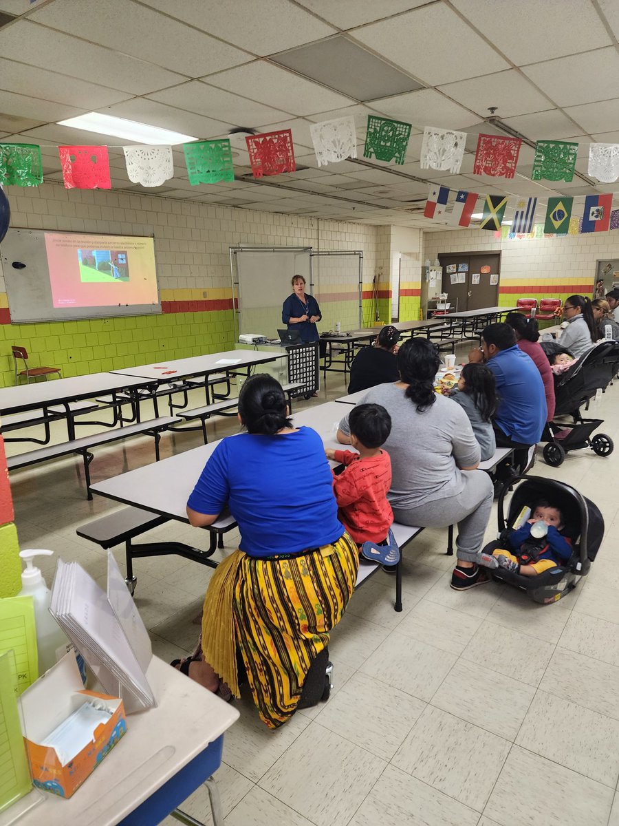 PrincipalWunder's tweet photo. What an exciting Friday at #CCB34. Our first attenDANCE, collaboration with our EL families, Virtual Learning in STEM,& Popsicles to celebrate the first month of school. It's a great day to be a Barrister Bear! @BaltCitySchools @SonjaSantelises @John_L_Davis_Jr @PlaceTos https://t.co/6dwPhz0J9I