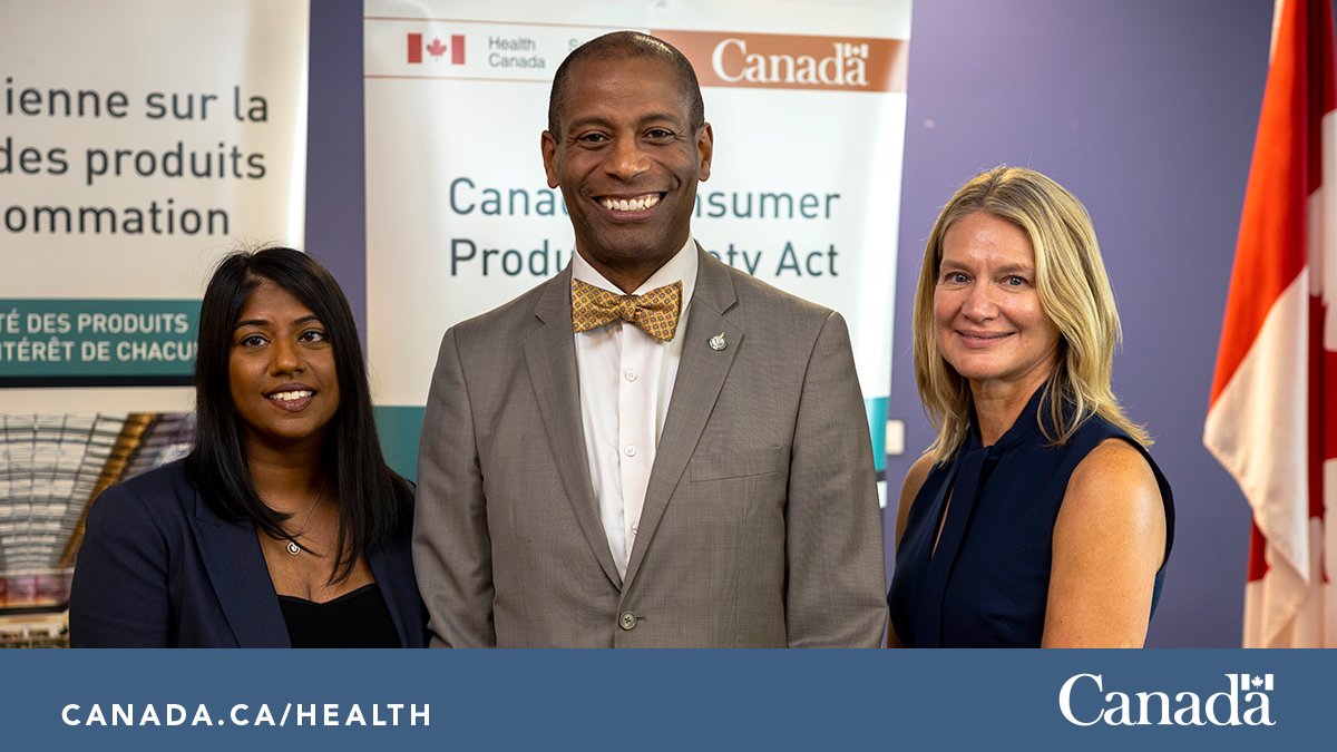 <a href="/amazonca/">Amazon Canada</a> &amp; <a href="/eBayCanada/">eBay.ca</a> have signed the #CanadianProductSafetyPledge and pledged to help detect and prevent the sale of unsafe and recalled products on their websites.

Learn more about the Pledge and its benefits for shoppers: ow.ly/p0lq50PRbTG

 #ProductSafety