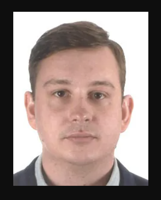 Poszukiwany (ukrywający się) przez Prokuraturę Sebastian Majtczak - sprawca wypadku na autostradzie A1, gdzie zginęła (spłonęła żywcem) trzyosobowa rodzina. 

Warto pomóc i udostępnić.