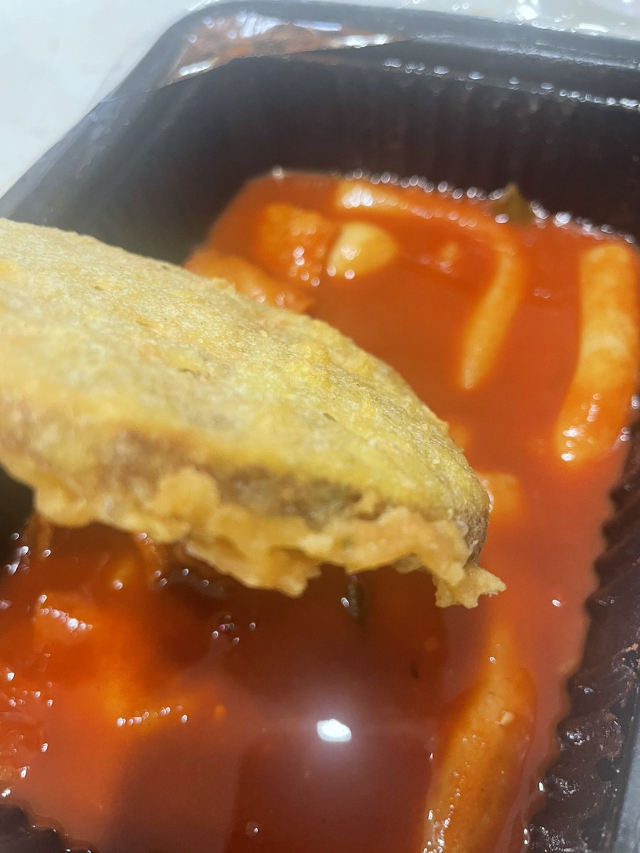 자기 전에 떡볶이 야식 시키고 (feat. 고구마튀김) 먹을땐 행복했는데, 배가 너무 불러서 잠을 잘수가 없음 ㅠㅜ #풍성한한가위같으니