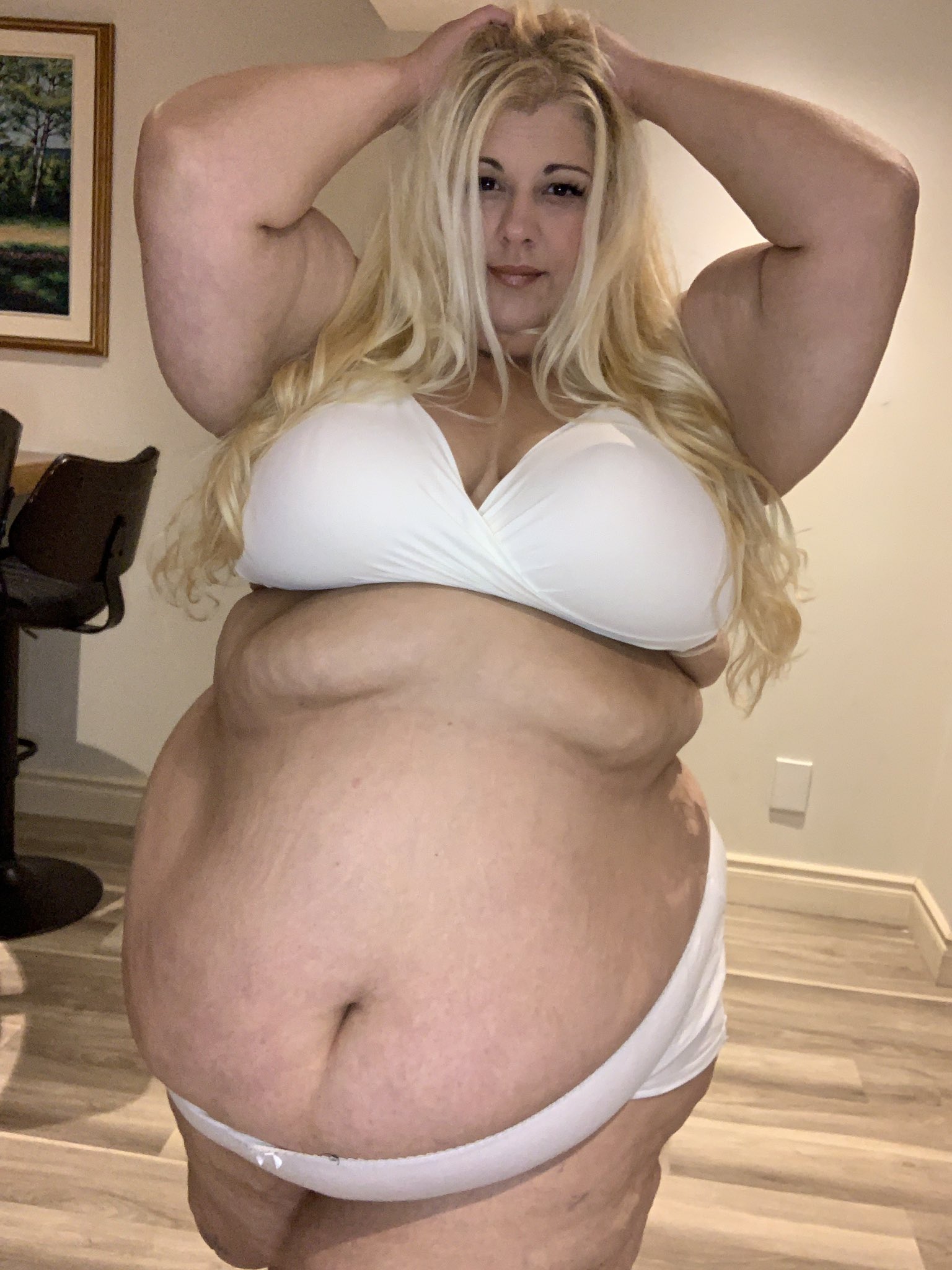 Lana on X: t.cosFToewhmPq Curvage. Org #bbw #onlyfans #ssbbw  #feedeegirl #feedee #bigbooty #bbwgirls t.cohxS9HcLlbU  X