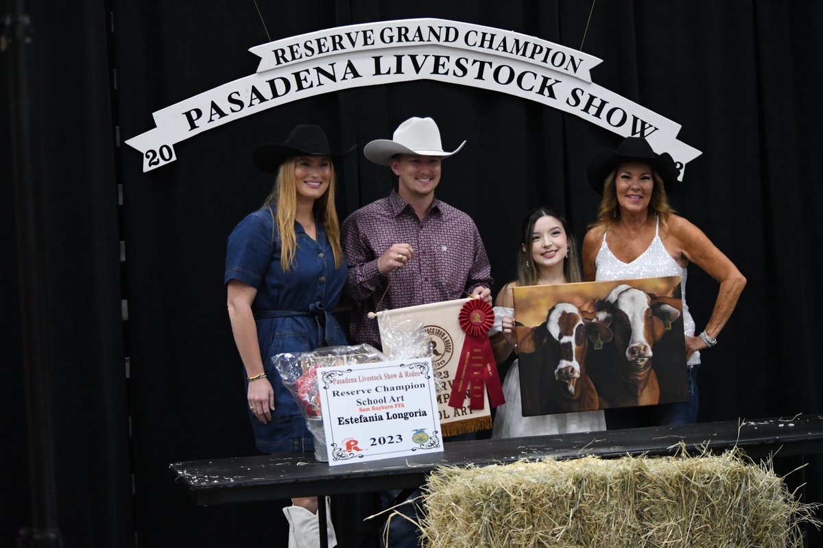 TexanArt's tweet photo. On Thursday, four Texans auctioned artwork at the Pasadena Livestock Show and Rodeo. They sold their work for a total of $10,000. Estefania Longoria- Reserve Champion, Allisen Ambrosio- 3rd Place, Julio Sosa- 4th Place,Tadeo Martinez- 6th Place. #TexanMagic @SamRayburn_HS 🏆 https://t.co/dEEk0oMSUn