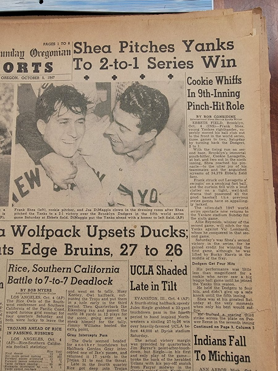 NotesnaScorcard's tweet photo. ⚾️Joltin' Joe and some College🏈via The @Oregonian
October 5, 1947
@BleednYankeeBlu @70sYankees
@MYMIALOVE @joangyankee @Mikeyoh21 @Nyprincessj @suzieprof @valsnow @canipettitte @bitterchick @ThatNYYChick @90syankskid @JENSANITY2211 @egyankee
@HistColFootball @4LeafCloverGirl https://t.co/QEhBZ67xwN