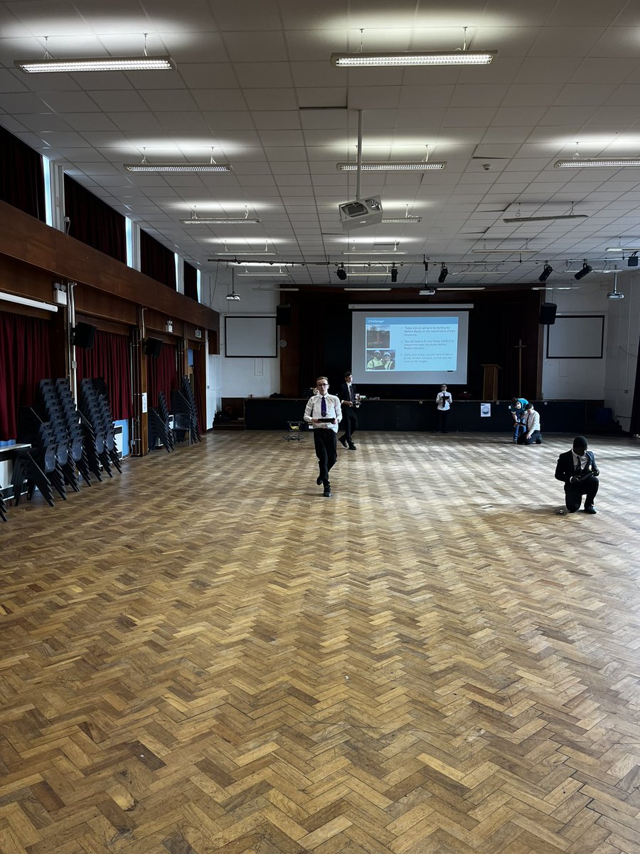 Pupils enjoyed learning about the use of drones in construction and had the opportunity to test some out! Thank you to <a href="/mywowscotland/">My World of Work</a> 😁
