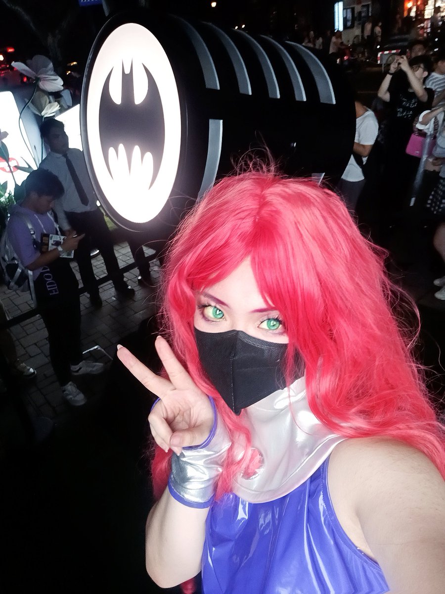 JASONTODD_MRRED's tweet photo. STARFIR IN BATMANDAY https://t.co/4hOX57MJZY