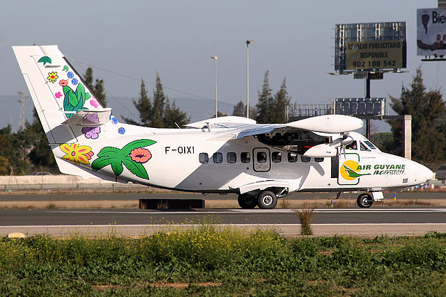 Gate7aviation's tweet photo. Le tribunal de commerce de Ponte à Pitre valide la reprise d'Air Antilles, par la Cipim, holding du groupe Edéis mais acte liquidation d'activité pour Air Guyane et le licenciement de ses 78 salariés.
#airantilles #AirGuyane #Aérien #Guyane https://t.co/y4e8Za6Tfm