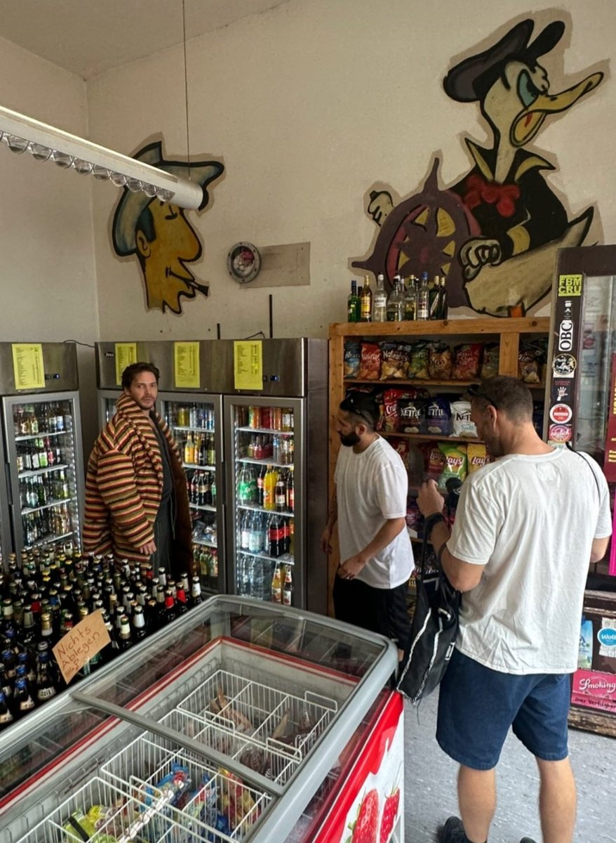 No idea wtf is going on here but ok Daniel..