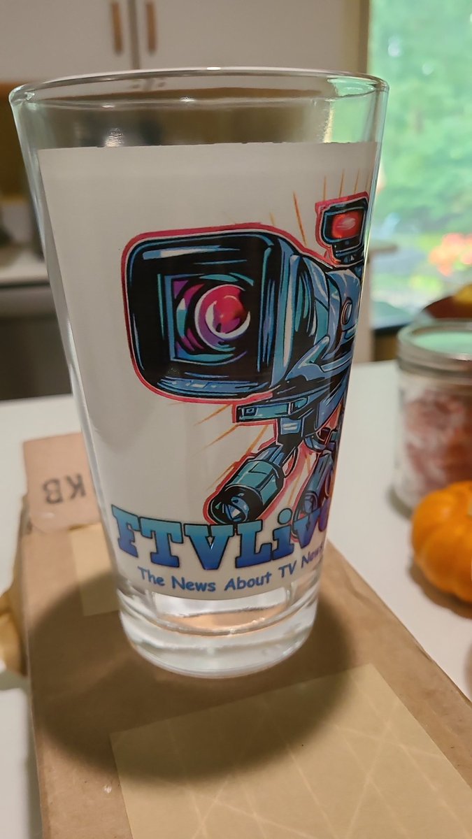 darkstarharry's tweet photo. New pint glass. Bottoms up!
@FTVLive #ftvlive https://t.co/Ii7IILQlKD