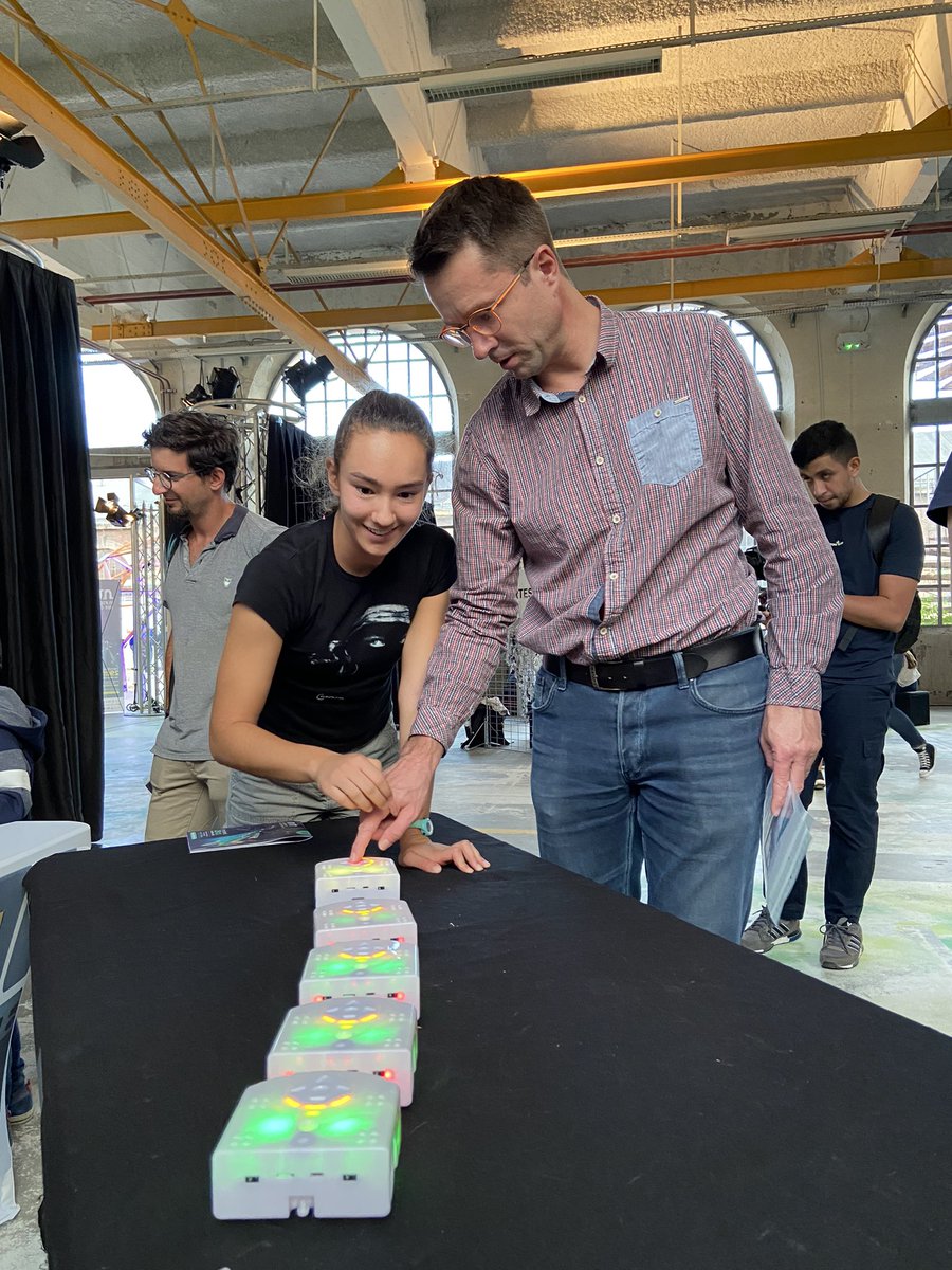 Le stand <a href="/MJINNOV/">MJ LAB - La recherche au coeur de MJ INNOV</a> remporte un grand succès à la <a href="/NuitChercheurs/">Nuit Européenne des Chercheurs</a> de Saint Étienne. N’hésitez pas à nous y retrouver !