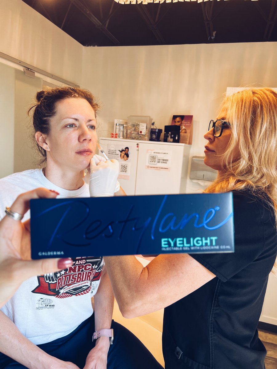 RadianceAF's tweet image. If you suffer from deep set/ hollow under eyes, this product is for you!! Our injectors can use this product to restore under eye volume in minutes! #RadianceAtFluhme