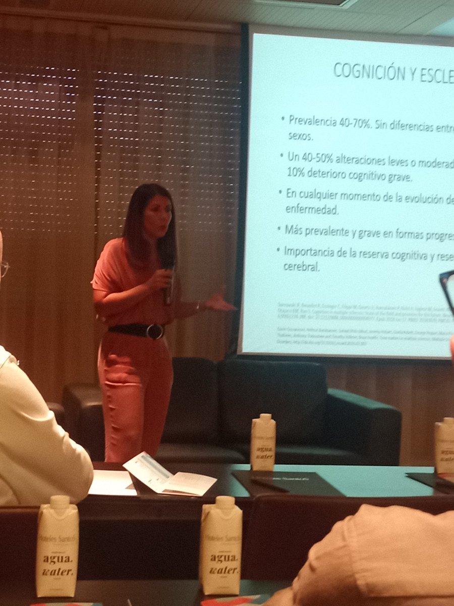 Vicente González (@glezquintanilla) on Twitter photo Cognición en #EsclerosisMúltiple. Sesión magistral de la Dra. González Suárez <a href="/EMHUMV/">Esclerosis Múltiple Valdecilla</a> <a href="/DeterioroV/">Deterioro Cognitivo Valdecilla</a> <a href="/HUnivValdecilla/">Hospital Universitario Marqués de Valdecilla</a> Cognición en #EsclerosisMúltiple. Sesión magistral de la Dra. González Suárez <a href="/EMHUMV/">Esclerosis Múltiple Valdecilla</a> <a href="/DeterioroV/">Deterioro Cognitivo Valdecilla</a> <a href="/HUnivValdecilla/">Hospital Universitario Marqués de Valdecilla</a>