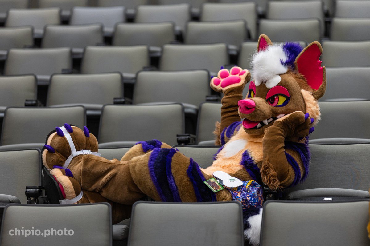 💟 rae. 🌌 tweet media