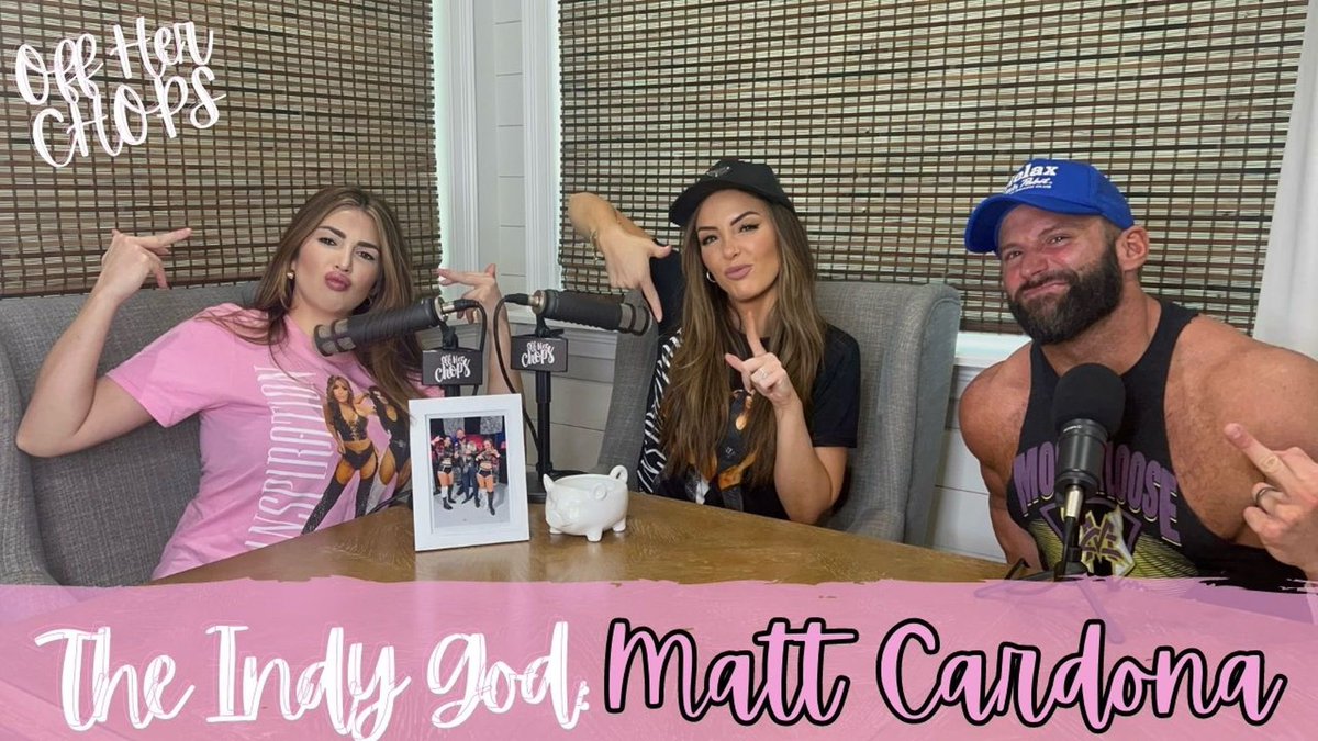 TheMattCardona's tweet image. Check me out on the latest @offherchops with @JessicaMcKay &amp;amp; @CassieLee! The interview is IICONIC!