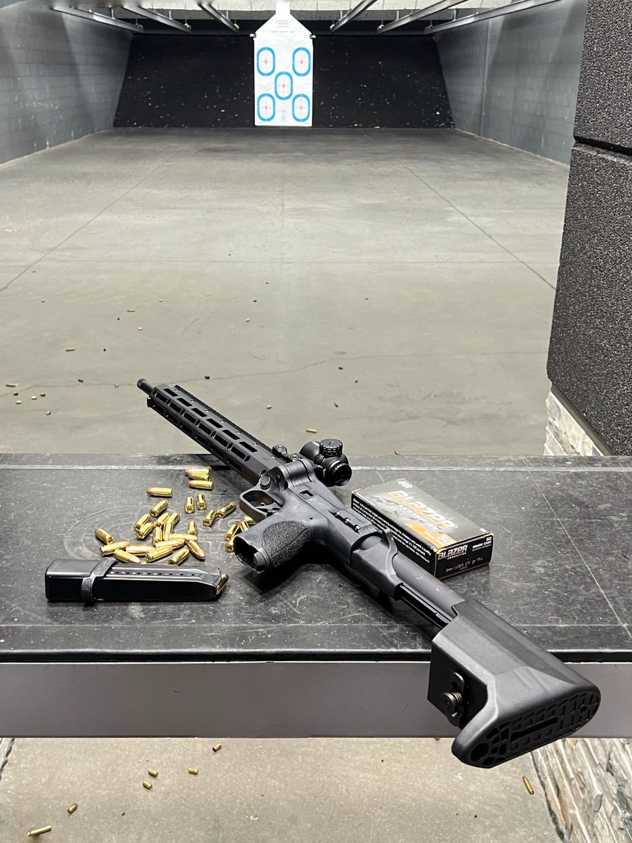 Smith_WessonInc's tweet photo. Afternoon range session anyone? https://t.co/vLTxCY66SV