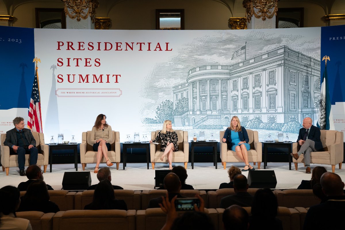 White House History tweet media