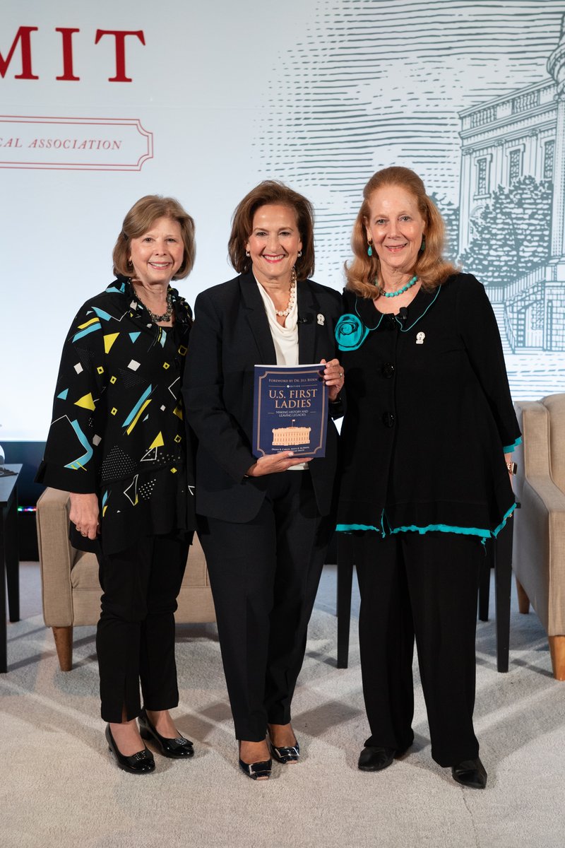 White House History tweet media