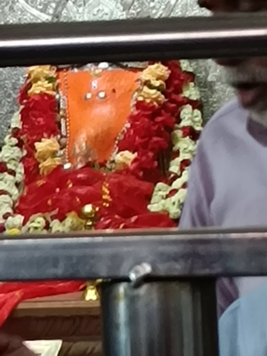 <a href="/ChouhanShivraj/">Shivraj Singh Chouhan</a> 
श्री मान आप कहते है आप को पद का लोभ नही है तो क्या जो बच्चे मेहनत और ईमानदारी से दिन रात पढ़ाई कर के नौकरी पाने में सफल हुए आप के पास न तो उनसे मिलने का समय है न ही उनके बारे में बात करने की हिम्मत है
अब सिर्फ मां सलकनपुर वाली न्याय करेगी