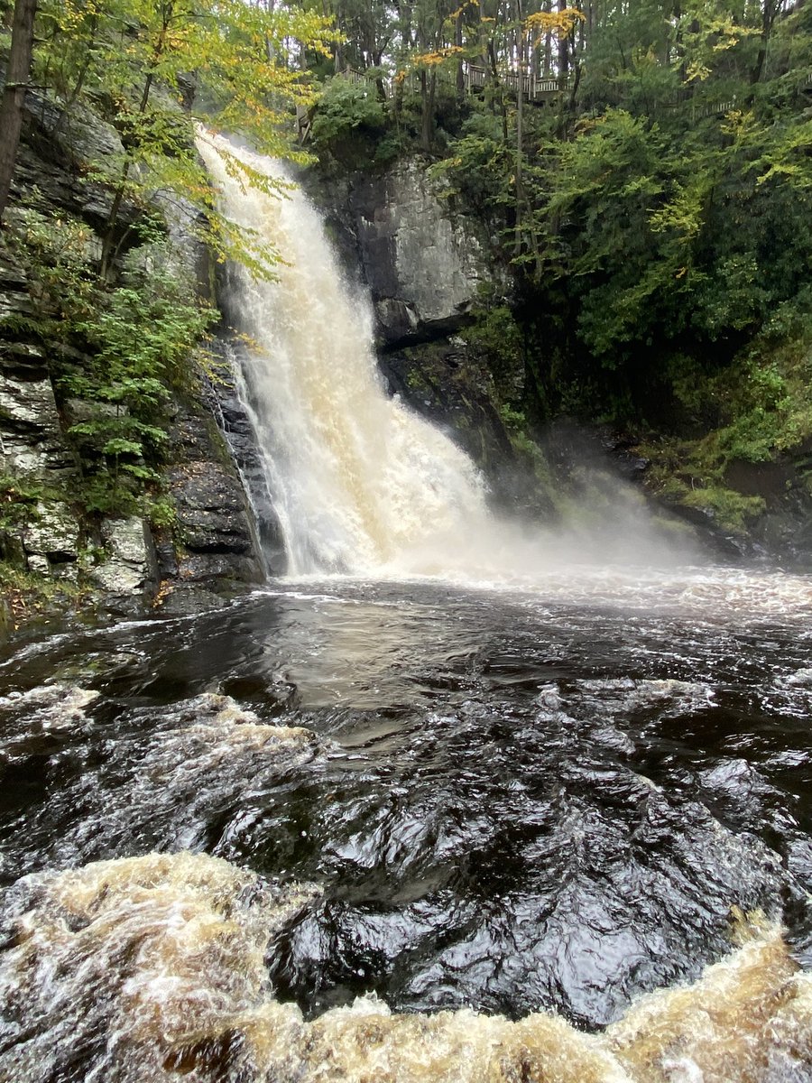 Conductor222's tweet photo. Bushkill Falls! #PA #hike #nature #park #bushkill #bushkillfalls #Pennsylvania #dayoff #clergy #parsoncarson https://t.co/T1lvkN3TNP
