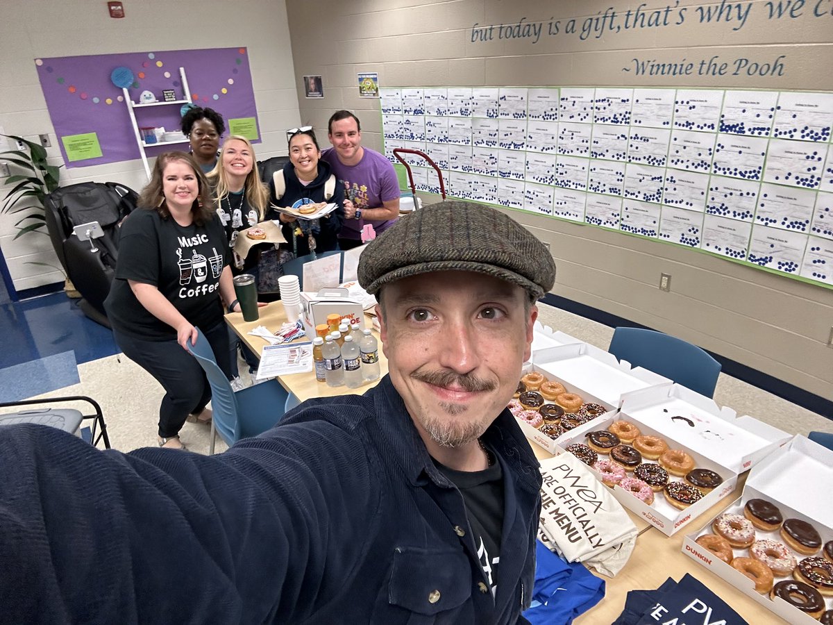 KyleRWilsonES's tweet photo. Thank you Jerod Gay of #PWEA for treating our staff with donuts and coffee on #NationalCoffeeDay!

We really appreciated having this little jumpstart to our Friday. https://t.co/J4P6QJchXN