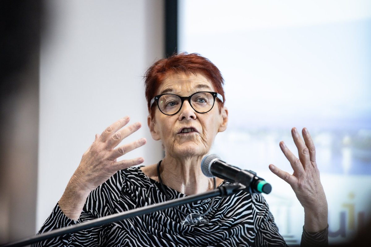 Learning Limerick tweet media