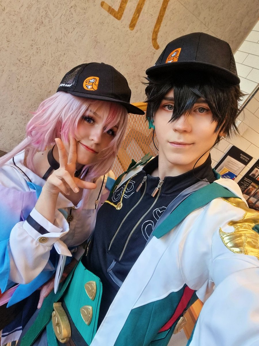 xaezzzar's tweet photo. March, do you want 🍕?
Collaboratin with Honkai: Star Rail in Russia!!
#Danheng #march7th #HonkaiStaiRail https://t.co/FA8LEwjlFu
