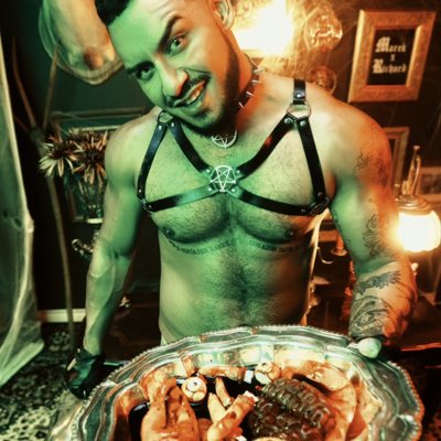 #NewProfilePic https://t.co/4VbFs20oLV<a href="/tag/newprofilepic"class="tags">#NewProfilePic</a>