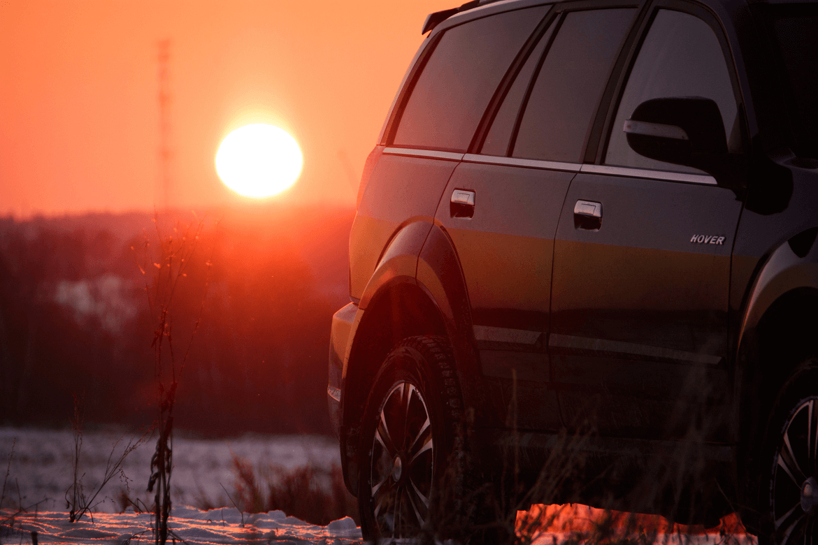 autobidmaster's tweet image. ❄️🚘 With #AutoBidMaster, discover the top #SUVs equipped to tackle challenging winter conditions. Check out what features make them winter-ready to ensure a secure and reliable ride in snow and ice 👉: cutt.ly/lwbnnJB3