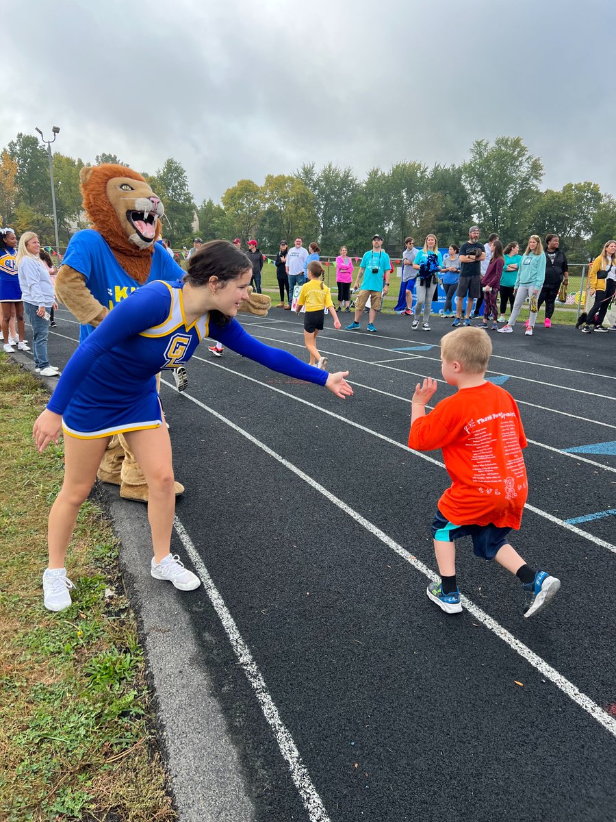 GLHS_Athletics's tweet photo. It's been a fun morning for the Lions! Just shortly after at the Highpoint Elementary Walkathon! #WeAreLions #OnePrideOneFamily https://t.co/btfH1FhENK
