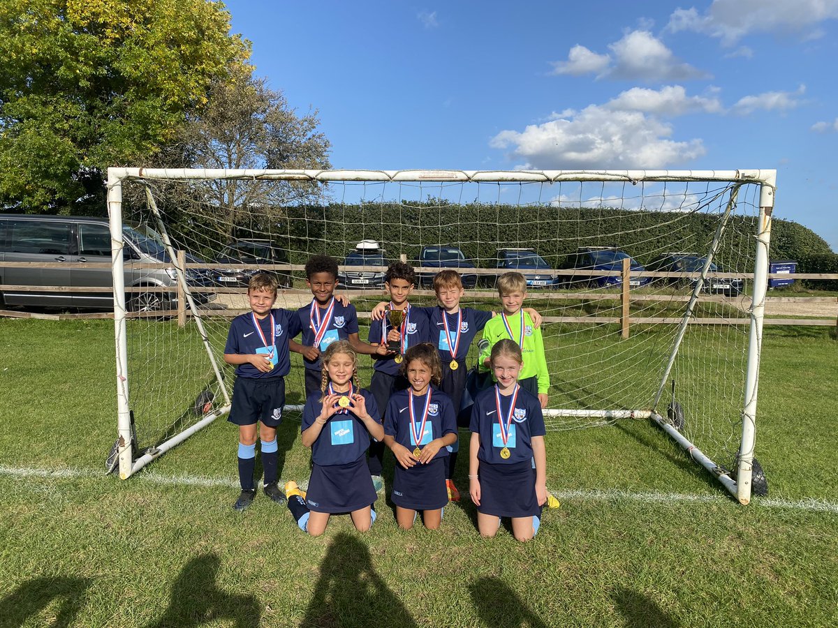 A fantastic afternoon of football @DolphinSch U9 Mixed football tournament. A great team performance by all crowning us champions! Well done to JJ for being named player of the tournament! #teamHG